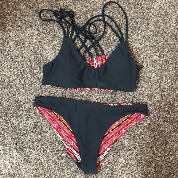 Cupshe Swim Cupshe Reversible Design Strappy Back Bikini Small